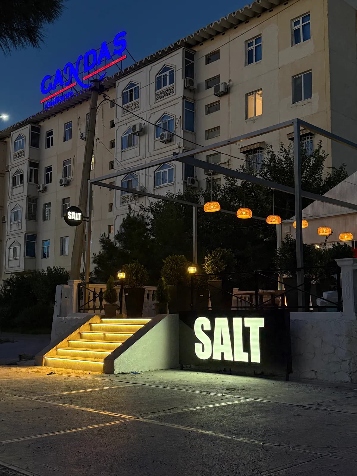 SALT BURGERS